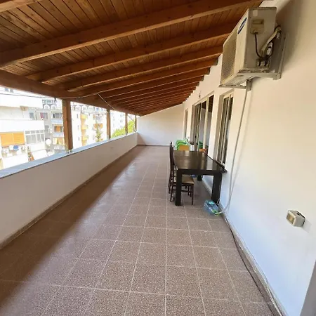 Golem Apartament *
